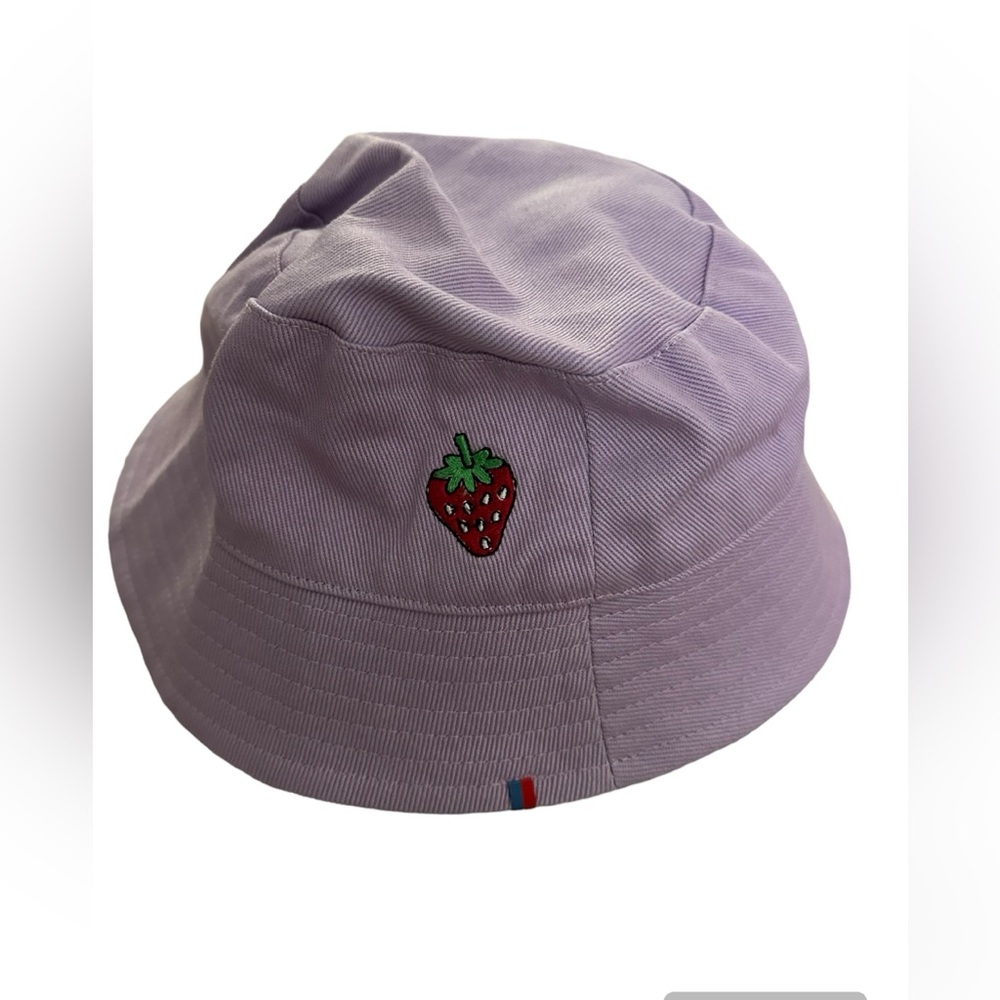 Kule Lavender Embroidered Strawberry Bucket Hat NWT